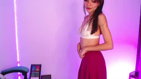 callmebluee online show from April 11, 2:06 am