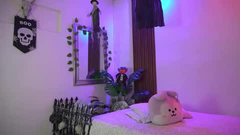 Calypso and Kayla online show from November 1, 12:48 am