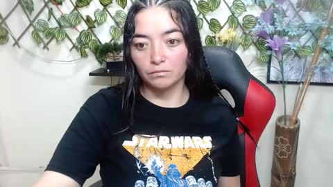camelia online show from January 9, 3:01 pm