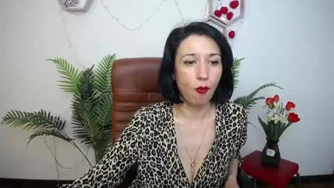 Cameronenns online show from April 18, 12:40 pm