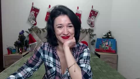 Cameronenns online show from December 21, 9:30 pm