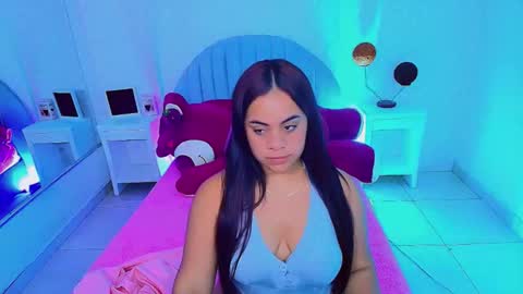 CAMI online show from February 5, 5:38 pm