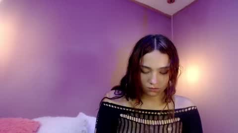 Snapshot of cami_fire chatting on March 6, 7:54 pm Cami online show from March 6, 7:54 pm
