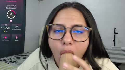 Camila Valbuena online show from February 26, 4:11 am