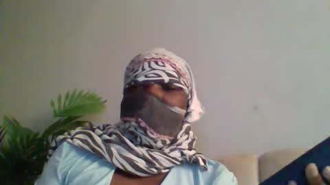 Cami online show from November 9, 9:05 am