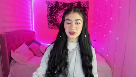 Snapshot of camiilaatorres chatting on October 23, 7:31 pm camila online show from October 23, 7:31 pm