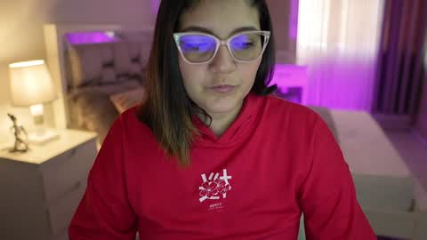 Camila buitrago online show from December 2, 3:23 pm