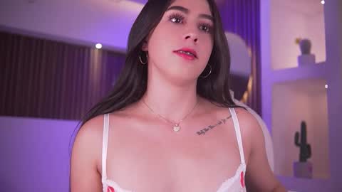 camila_martinez9 online show from February 23, 11:20 am