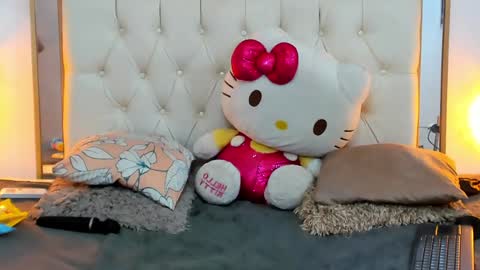 camila_sex_latina online show from January 12, 5:56 am