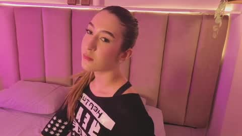 Camila online show from April 16, 9:39 pm