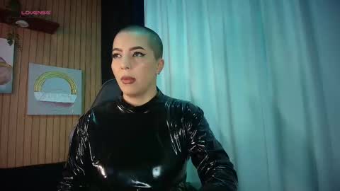    online show from January 12, 9:14 am