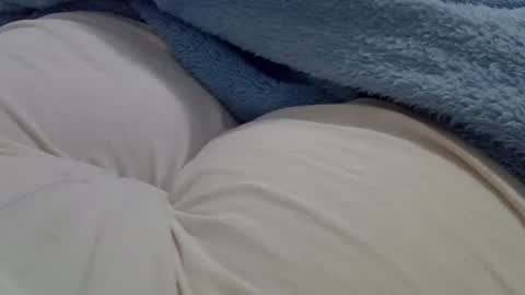 flash 50 tokens BIG CLIT  tits pussy. masturbation big clit 150 tokens fingers inside pussy 1000 tk  pump big clit 300 tk online show from February 3, 1:27 pm