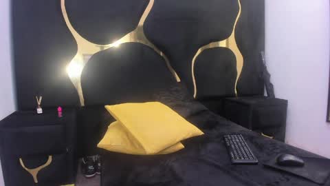 Cami online show from March 27, 4:08 pm