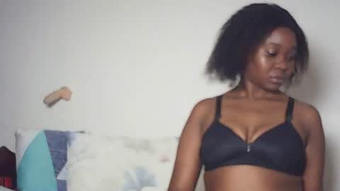 camiii online show from July 17, 7:46 am
