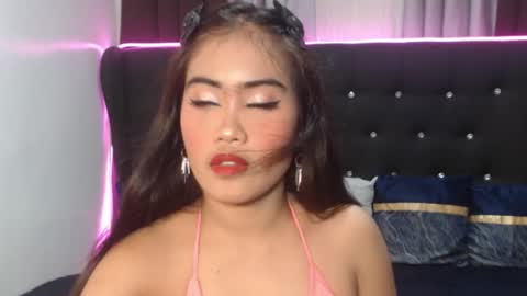 camilla_morena online show from December 1, 5:33 am