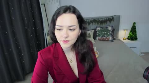 Camilla online show from December 21, 11:03 am