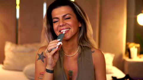 Camy online show from November 7, 1:22 am