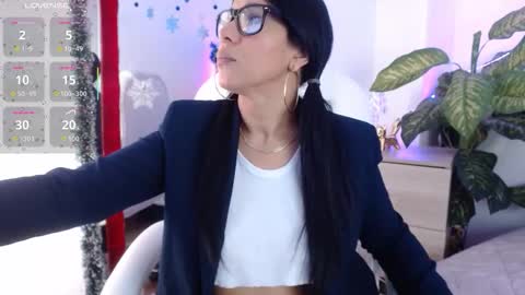 Camille online show from December 2, 11:56 am