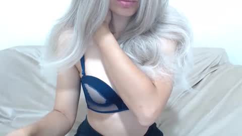 CamilleBunny online show from May 31, 2:28 am