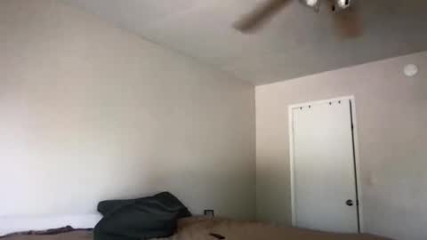 camilleclairexo online show from April 16, 9:36 pm