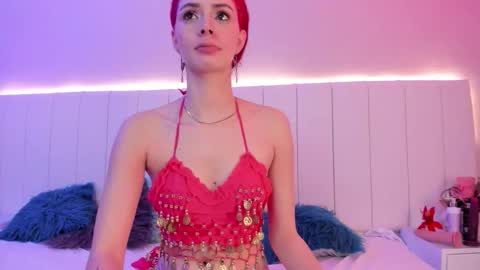 C A M I L L E N    Help me get to the top online show from October 31, 10:58 pm