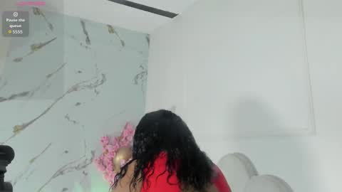 Snapshot of candaceowens chatting on October 21, 3:43 am candaceowens online show from October 21, 3:43 am