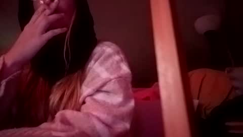 Candi online show from November 10, 7:47 am