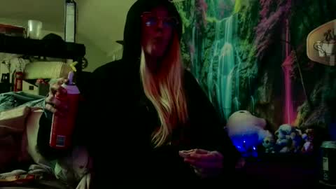 Candi online show from March 21, 8:19 am