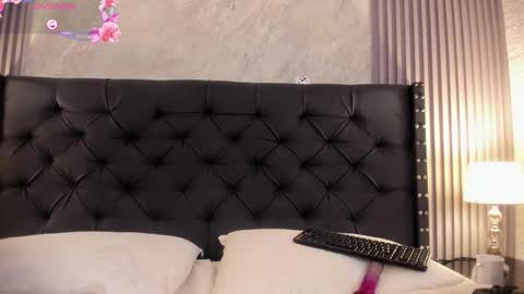 Snapshot of candy__brown1 chatting on September 11, 9:48 pm candy__brown1 online show from September 11, 9:48 pm