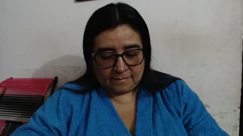 lucy online show from December 14, 2:00 am