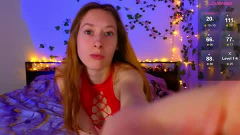 candy_flosse online show from April 8, 5:31 am