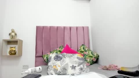 Snapshot of candy_liss18 chatting on October 22, 12:15 am liss sophia online show from October 22, 12:15 am