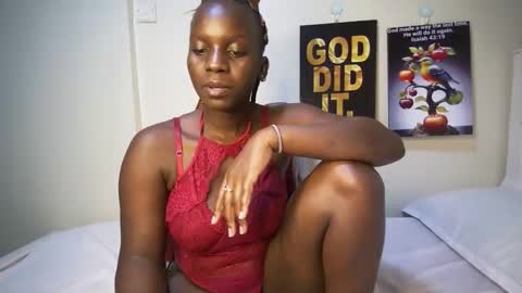 candycurly_ online show from December 5, 11:11 am