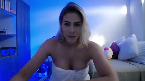 Candy Dowson online show from March 17, 10:25 pm