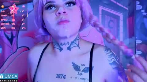 Snapshot of candykane06 chatting on October 21, 2:48 am Candy online show from October 21, 2:48 am