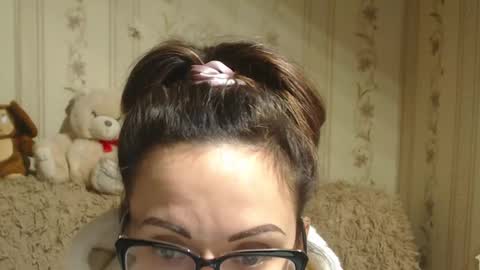 Snapshot of candylady136 chatting on February 7, 3:19 pm say meow and send tip  online show from February 7, 3:19 pm