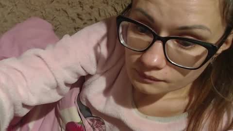 Snapshot of candylady136 chatting on December 4, 12:52 am say meow and send tip  online show from December 4, 12:52 am