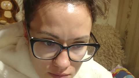 Snapshot of candylady136 chatting on February 1, 11:43 am say meow and send tip  online show from February 1, 11:43 am