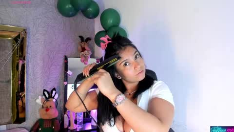 Candys Victoria online show from April 7, 5:20 am