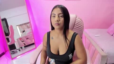 Snapshot of candyvioletta_ chatting on October 22, 1:16 pm Violetta online show from October 22, 1:16 pm