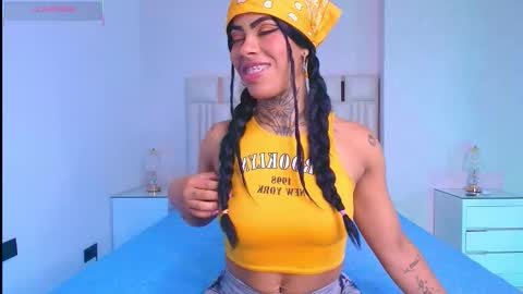 Aura  online show from November 11, 12:02 pm