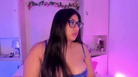 GABRIELA LOPEZ online show from March 18, 10:04 pm