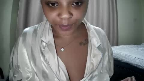 Luna likes cappuccino online show from October 14, 7:05 pm