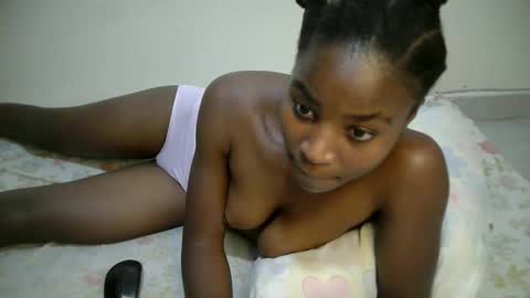 capril_sexy online show from February 3, 6:22 am