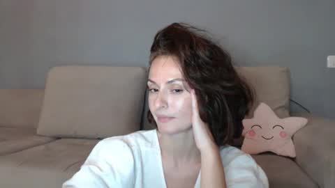 carakat online show from November 8, 10:15 pm