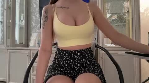caressysiren online show from June 13, 1:52 pm