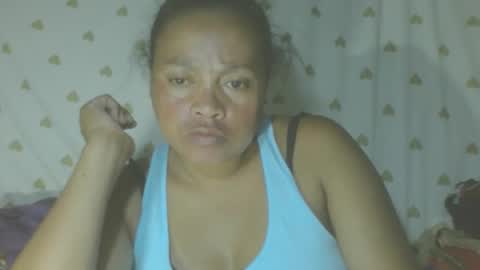 carinesexy69 online show from April 1, 1:41 pm