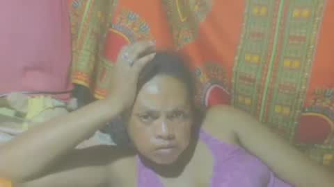 carinesexy69 online show from February 13, 7:31 pm