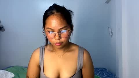 Cassie online show from April 15, 7:58 pm