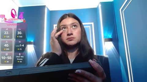 Carito online show from November 19, 4:01 am